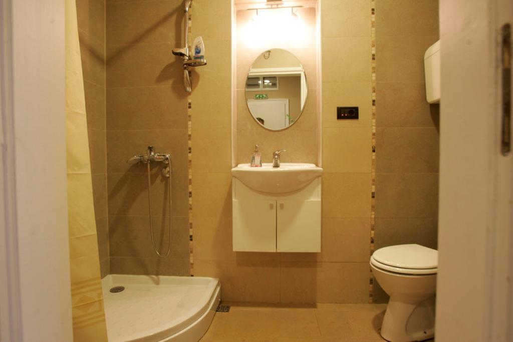 Sneki Apartment Belgrade Luaran gambar
