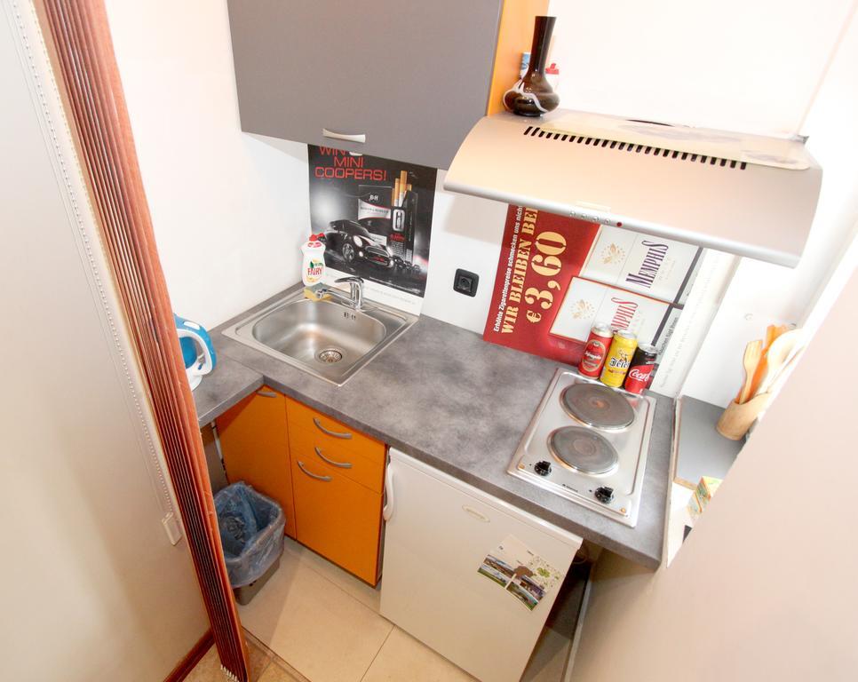 Sneki Apartment Belgrade Luaran gambar