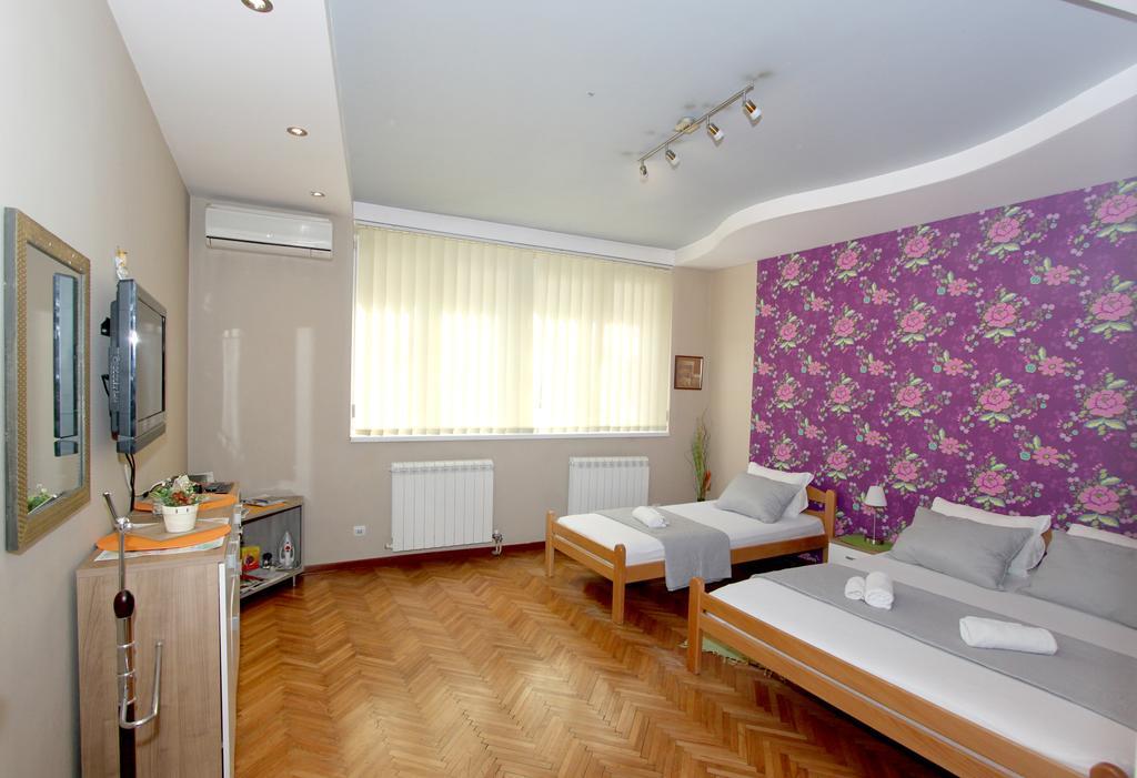 Sneki Apartment Belgrade Luaran gambar
