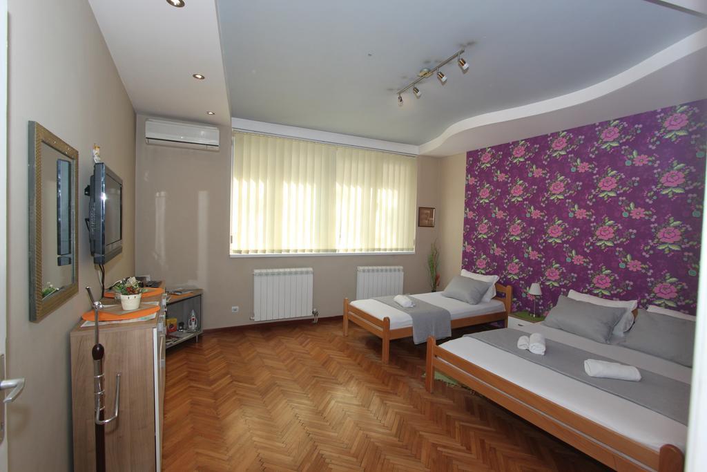 Sneki Apartment Belgrade Luaran gambar